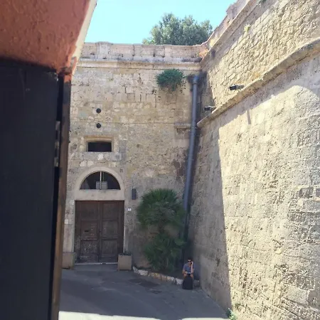 La Casa Sulle Mura Apartment